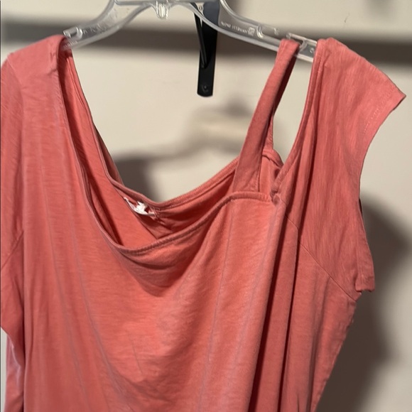 Maurices 3X Asymmetrical Orange Pink Blouse Short Sleeves - Picture 2 of 5